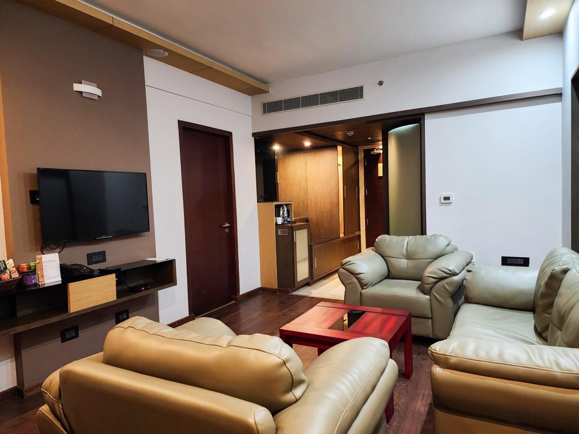 Dimora Hotels And Resorts Thiruvananthapuram Ngoại thất bức ảnh